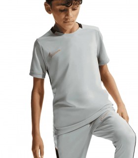 Nike Academy Junior